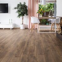 Finisaje si amenajari interioare